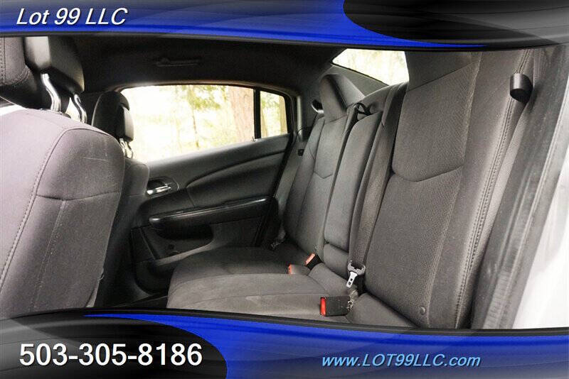 2013 Chrysler 200 LX