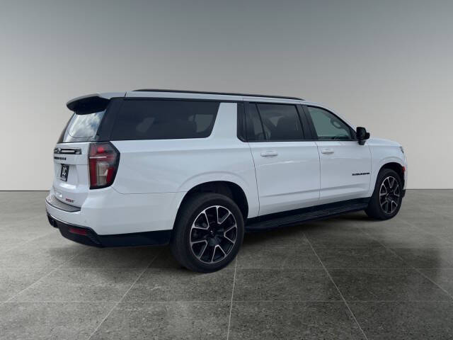 2023 Chevrolet Suburban RST