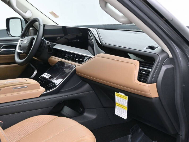 2025 Infiniti QX80 Sensory