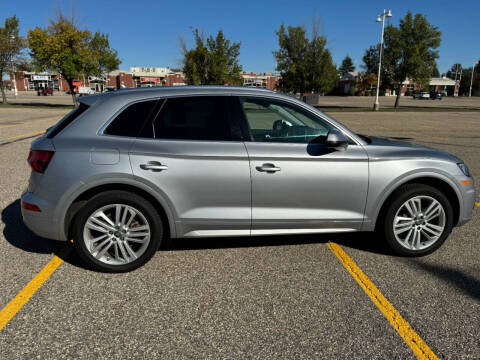 2019 Audi Q5 quattro Premium Plus 45 TFSI