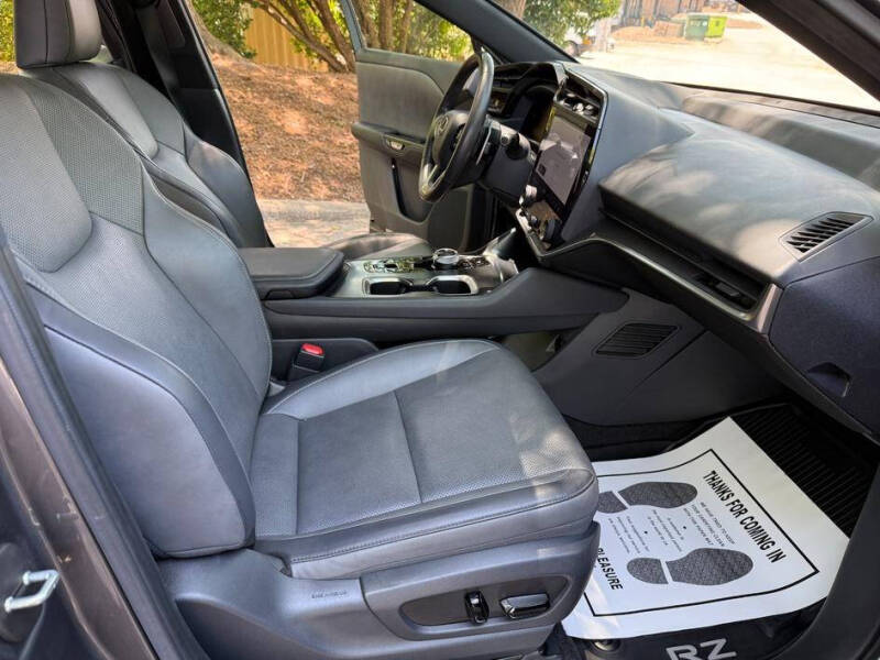 2024 Lexus RZ 300e
