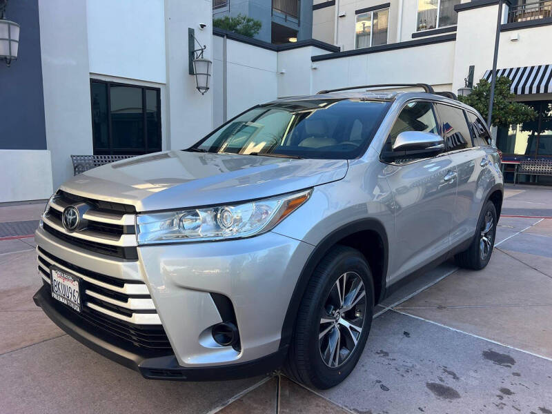 2019 Toyota Highlander LE