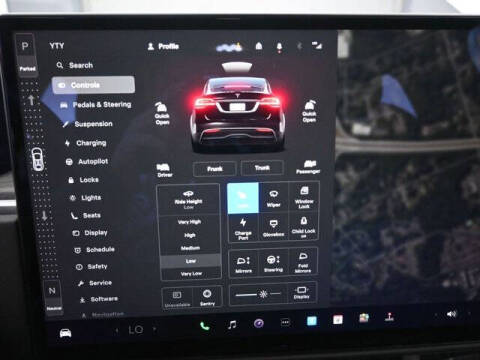 2023 Tesla Model X Standard Range