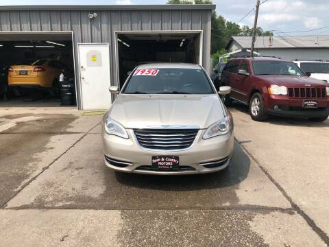 2013 Chrysler 200 for sale at TOWN & COUNTRY MOTORS in Des Moines IA