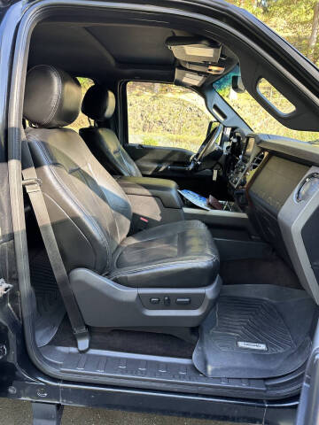 2013 Ford F-350 Super Duty Lariat