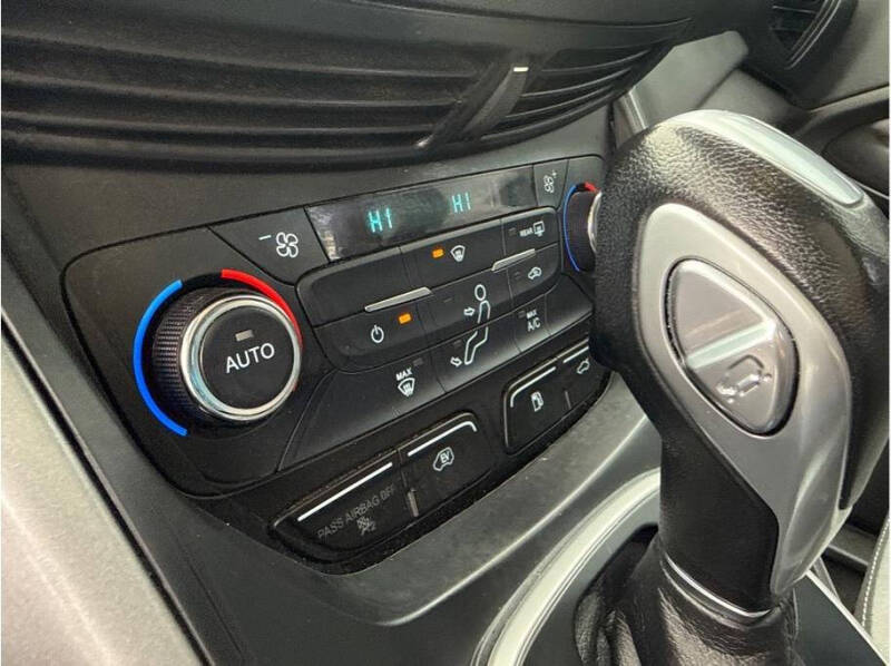 2017 Ford C-MAX Energi SE