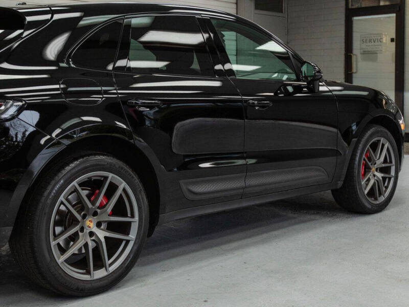 2022 Porsche Macan S