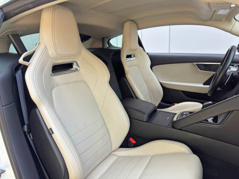 2019 Jaguar F-TYPE R-Dynamic