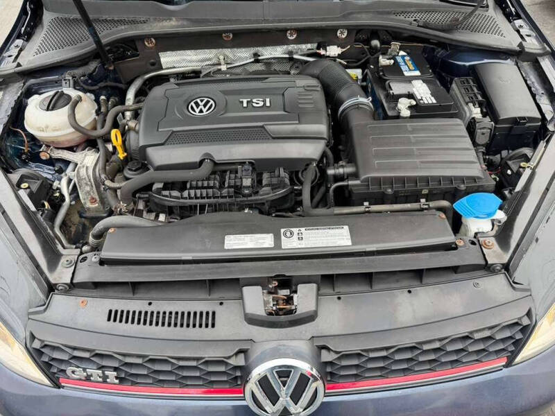 2016 Volkswagen Golf GTI SE