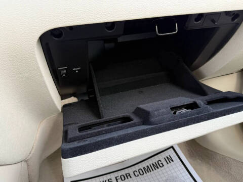 2010 Cadillac DTS Platinum Collection