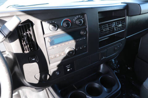 2016 GMC Savana 2500