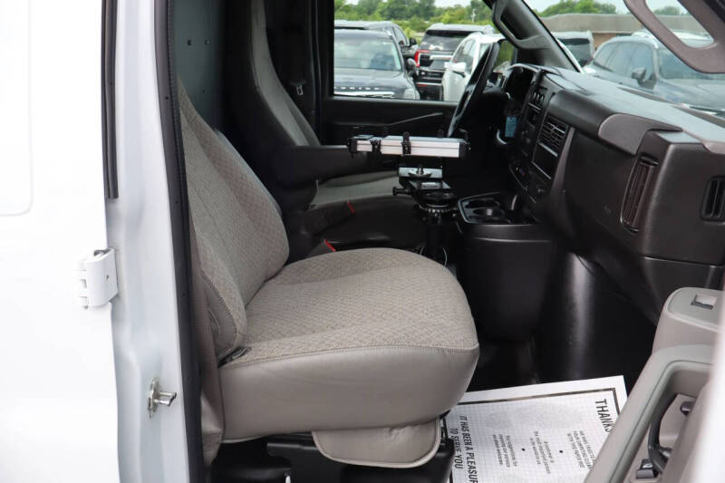 2021 Chevrolet Express 2500