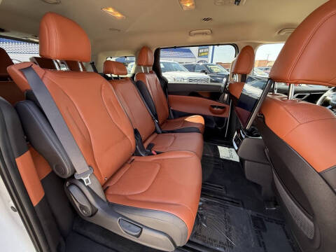 2022 Kia Carnival SX