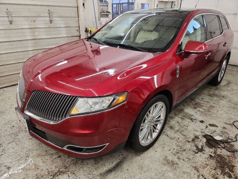 2014 Lincoln MKT for sale at Jem Auto Sales in Anoka MN