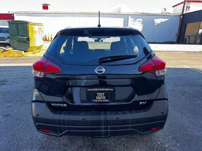 2020 Nissan Kicks SV