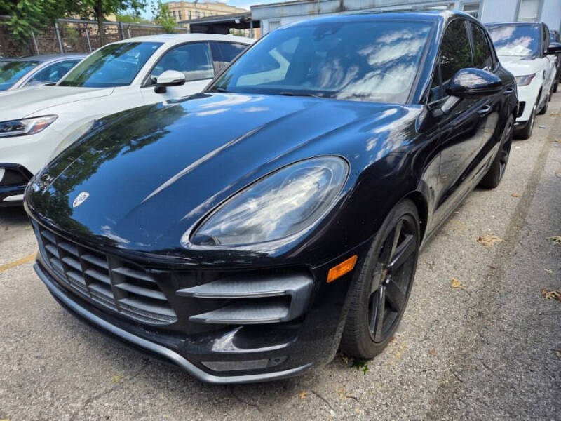 2016 Porsche Macan Turbo