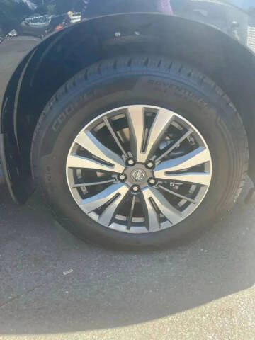 2017 Nissan Pathfinder