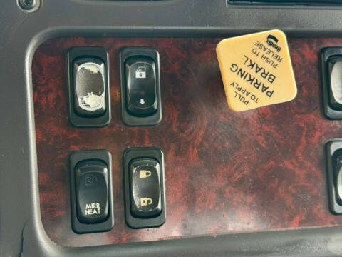 2016 Freightliner M2 106