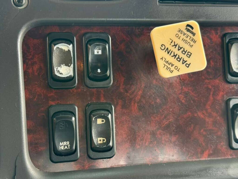 2016 Freightliner M2 106