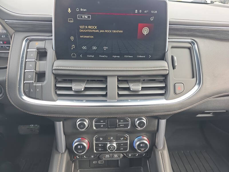 2023 GMC Yukon XL SLT