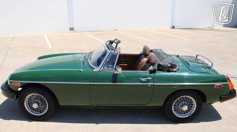 1977 MG B