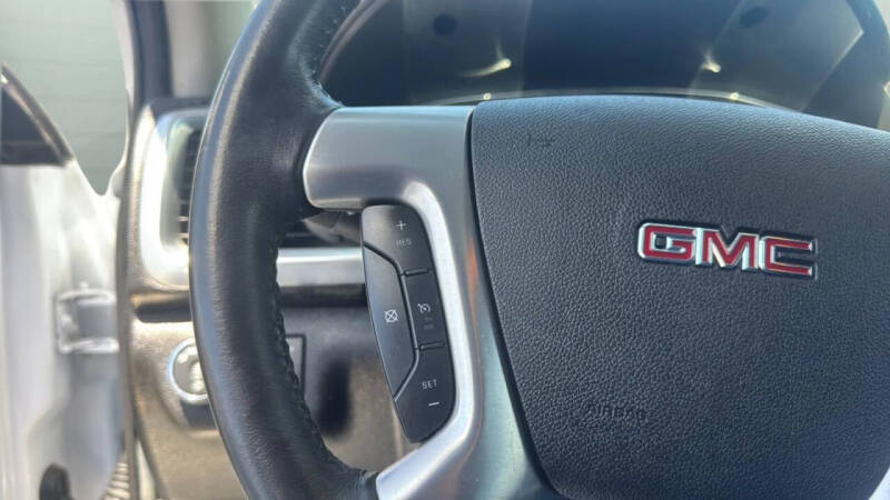 2016 GMC Acadia SLT-1