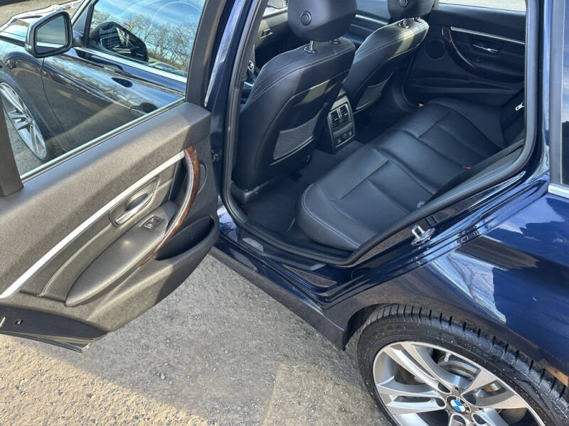 2016 BMW 3 Series 328i xDrive