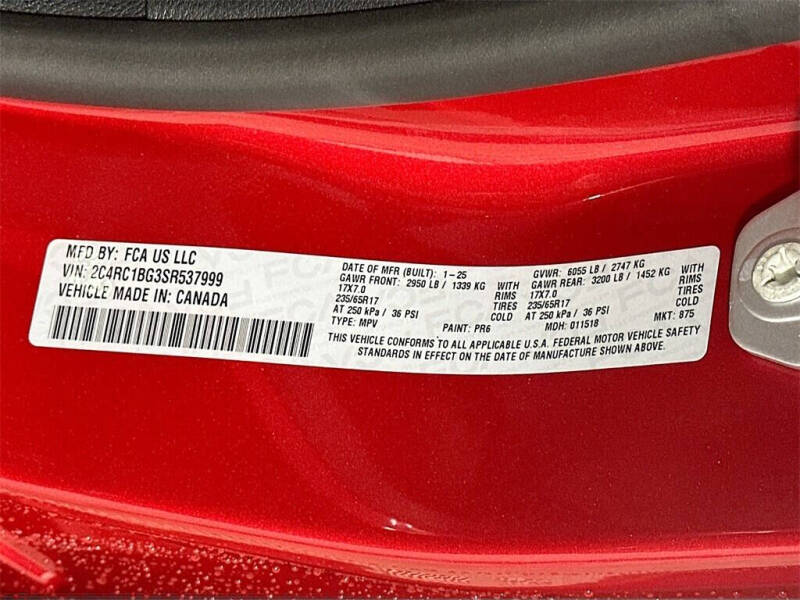 2025 Chrysler Pacifica Select