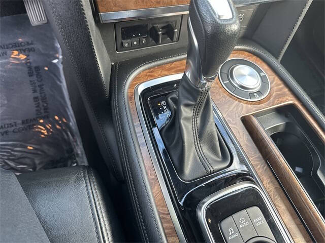 2023 Nissan Armada SL