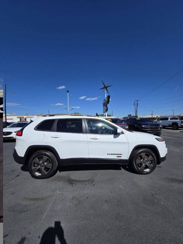 2017 Jeep Cherokee 75th Anniversary