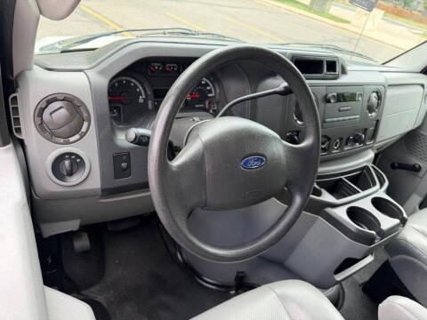 2009 Ford E-Series E-250