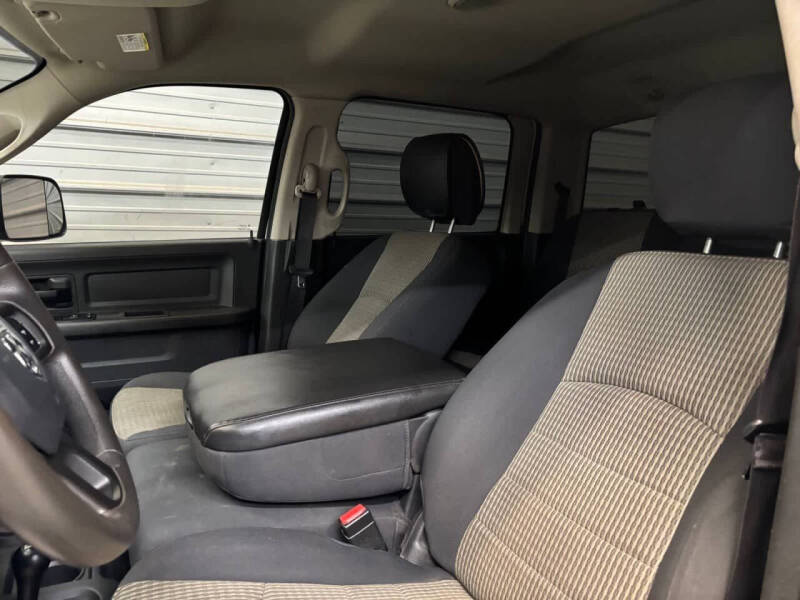 2012 RAM 2500 ST