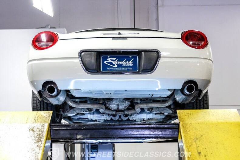 2002 Ford Thunderbird Deluxe