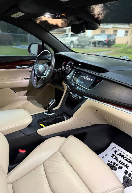 2018 Cadillac XT5 Luxury