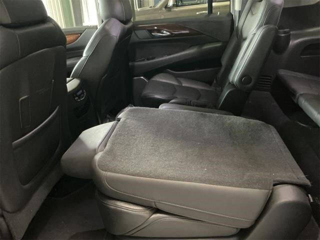 2017 Cadillac Escalade ESV Luxury