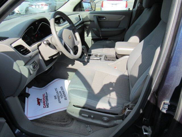 2017 Chevrolet Traverse LS