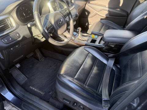 2018 Kia Sorento EX V6