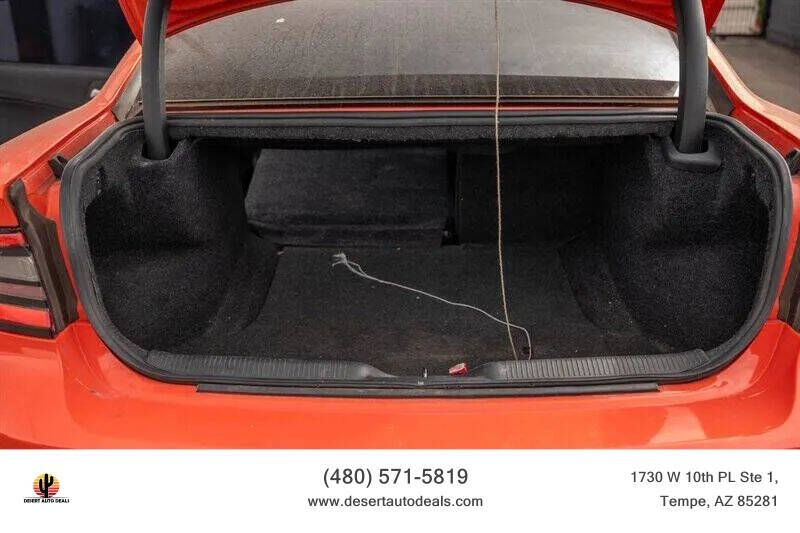 2017 Dodge Charger SE