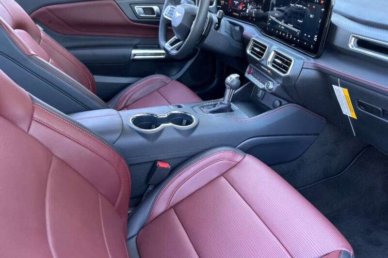 2025 Ford Mustang GT Premium