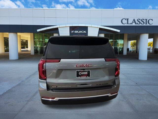 2025 GMC Yukon Elevation