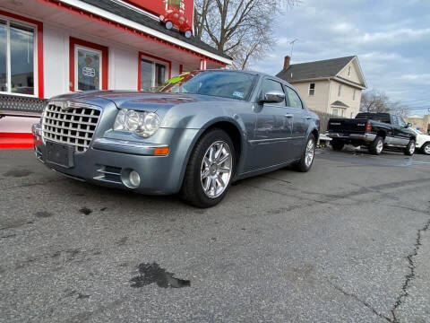 2006 Chrysler 300 for sale at KEYPORT AUTO SALES LLC in Keyport NJ