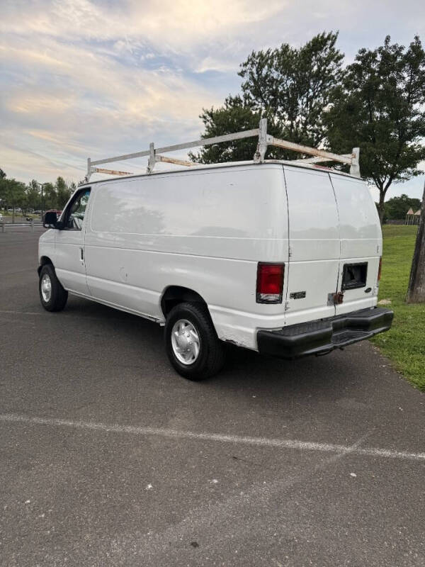 2003 Ford E-Series