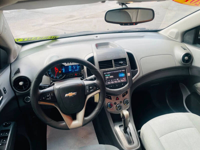 2014 Chevrolet Sonic LT Auto