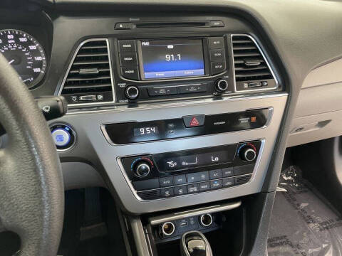 2016 Hyundai Sonata Hybrid SE