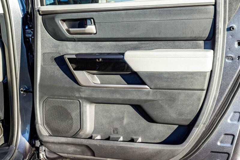 2024 Toyota Tundra Limited HV