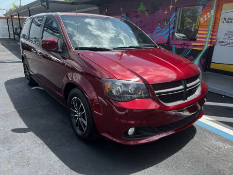 2019 Dodge Grand Caravan for sale at EM Auto Sales in Miami FL