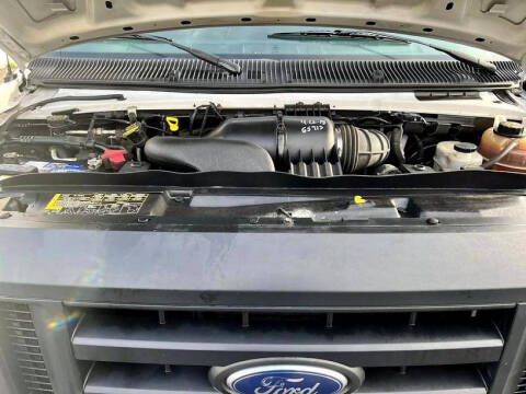 2010 Ford E-Series E-250