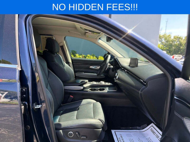 2022 Genesis GV70 2.5T Standard