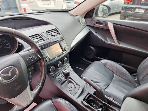 2013 Mazda MAZDA3 i Grand Touring