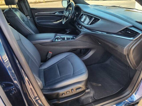 2023 Buick Enclave Premium